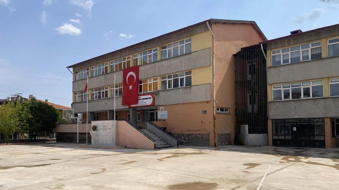 Farabi Mesleki ve Teknik Anadolu Lisesi Fotoğrafı